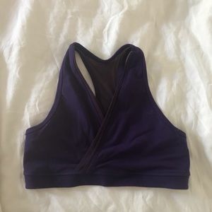 ✨2/$15, 3/$20✨Lululemon v-cut sports bra